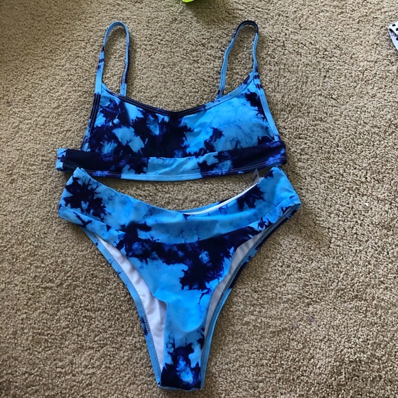 Five piece bikini bundle - Picture 2 of 6